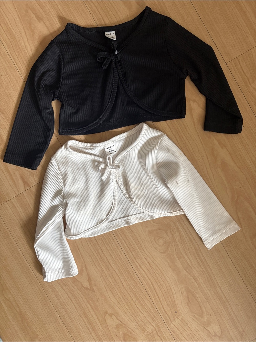 SHEIN Black & White Ribbed Tie-Front Kids Cardigan Set